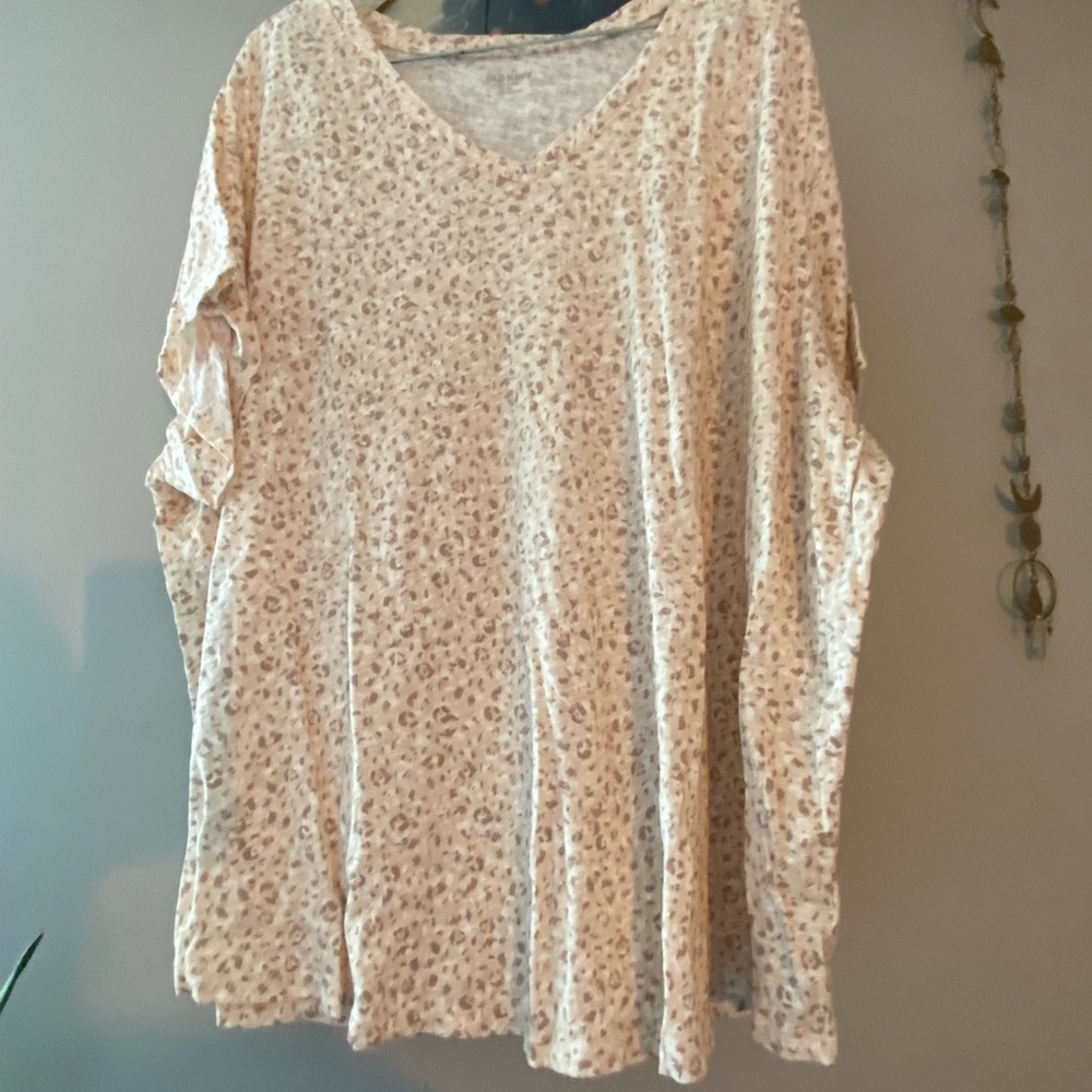 Old Navy cheetah print T-shirt
